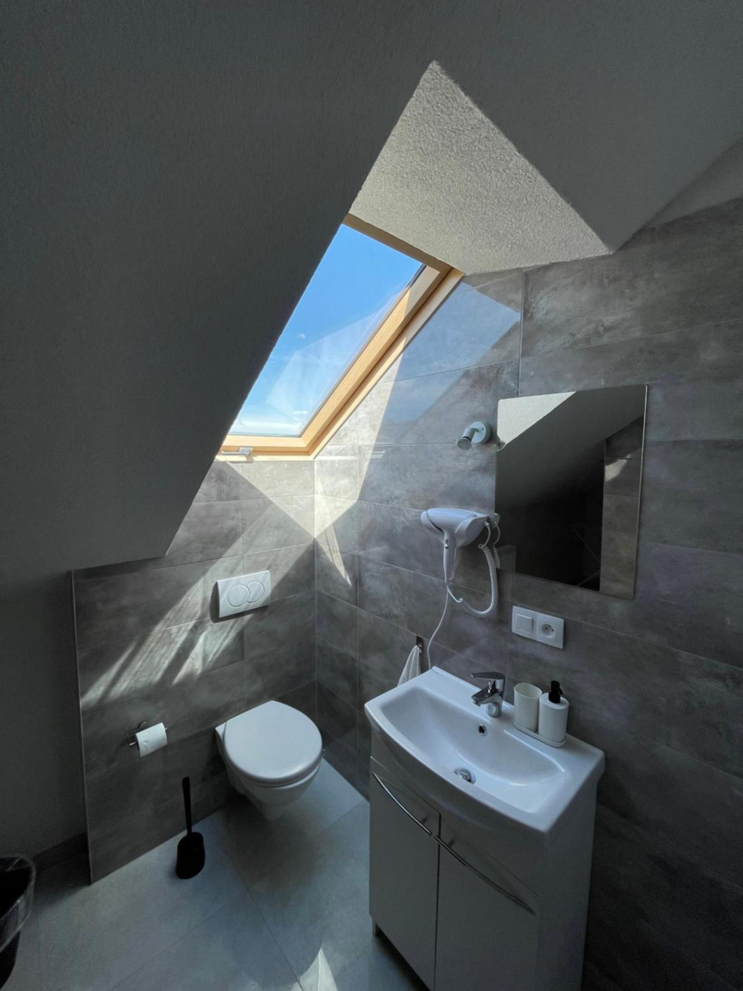 Apartmanovy Dom Stela Bešeňová Extérieur photo